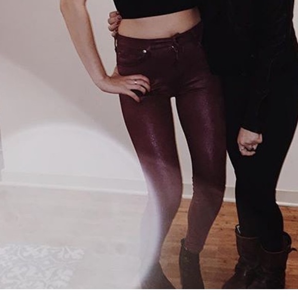 7 for all mankind stretchy burgundy jeans - Picture 4 of 4